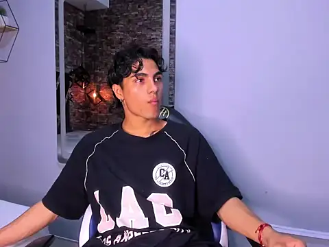 MattFiore online show from 21, 12, 2025