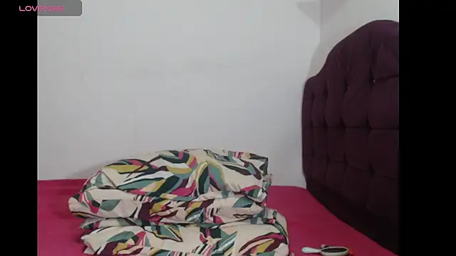 Snapshot of Salma_G1 chatting on 4, 5, 2026 Salma G1 online show from 4, 5, 2026