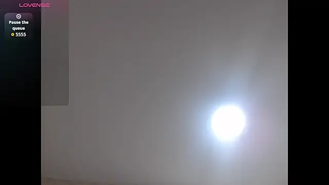 Snapshot of Charlothe_7 chatting on 8, 7, 2026 Charlothe 7 online show from 8, 7, 2026