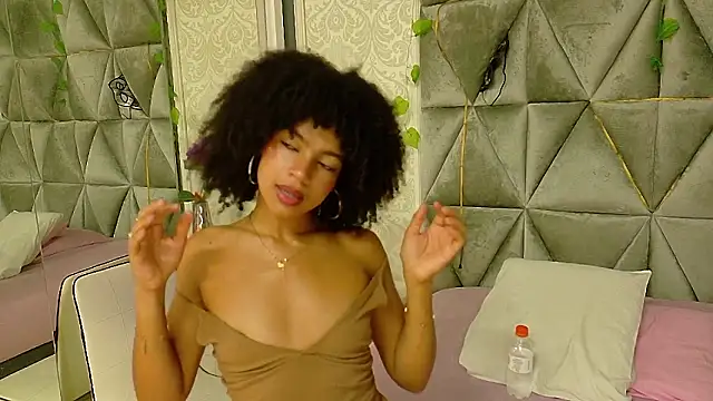 Miaa Grace  online show from 10, 3, 2026