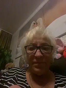 EvaaaSky online show from 16, 11, 2025