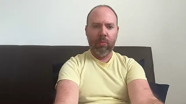 Snapshot of sbeast69 chatting on 14, 6, 2026 sbeast69 online show from 14, 6, 2026