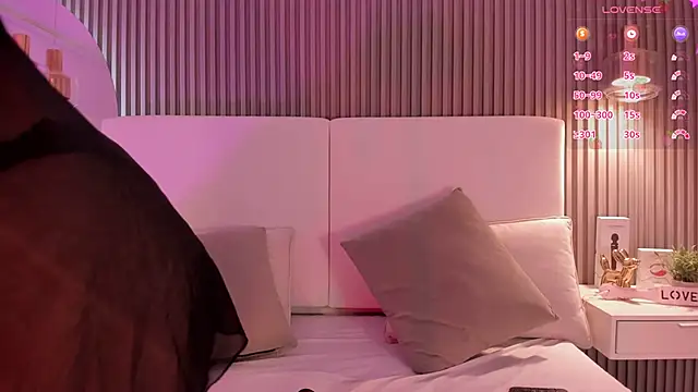 Snapshot of catalinaruiz_ chatting on 9, 2, 2026 catalinaruiz online show from 9, 2, 2026