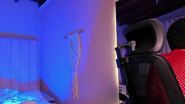 Seab trooy online show from 4, 3, 2026