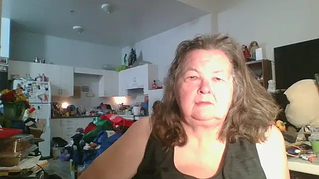 TiguhguhrsRose online show from 3, 12, 2025