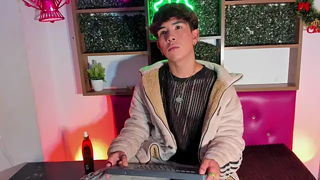 Angeldust19 online show from 20, 11, 2025