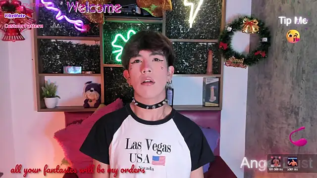 Angeldust19 online show from 20, 12, 2025