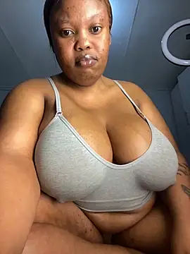 Busty-Sweetheart online show from 26, 11, 2025