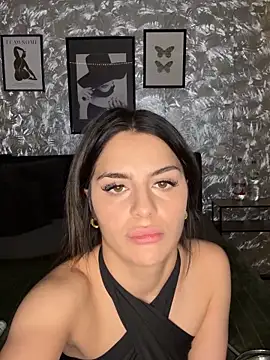 Snapshot of DeineJulia chatting on 27, 11, 2025 DeineJulia online show from 27, 11, 2025