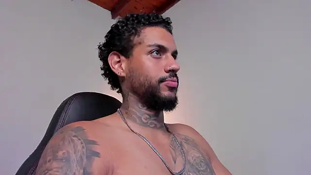 LuigiVitale 1 online show from 21, 2, 2026