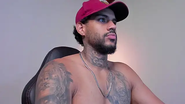 LuigiVitale 1 online show from 17, 2, 2026