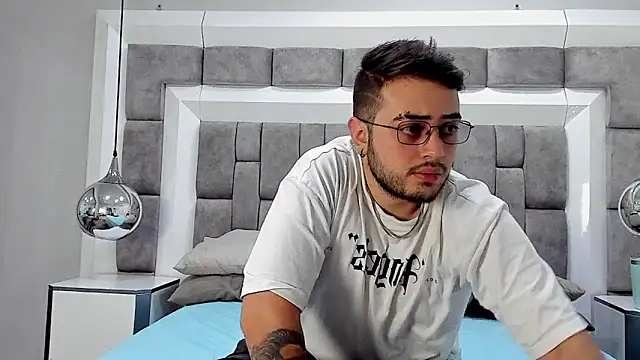 Ethan Greys online show from 25, 11, 2025