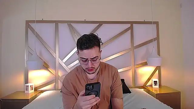 Ethan Greys online show from 4, 12, 2025