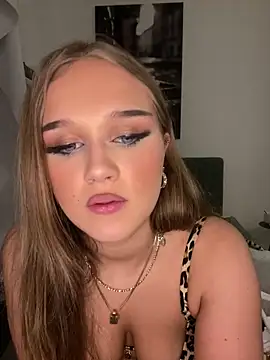 Hannah-2007 online show from 12, 4, 2026