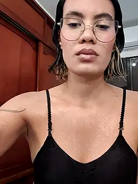 Mia saaenz online show from 16, 11, 2025