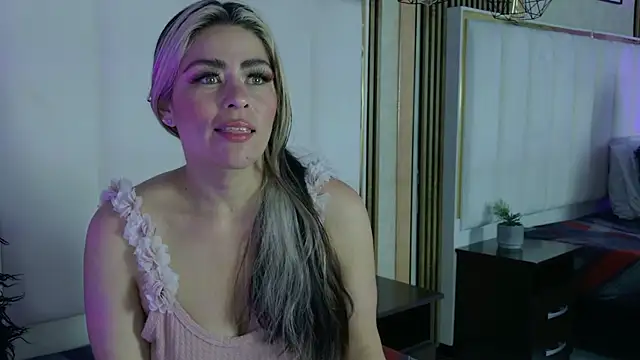 Lia Jonesss online show from 27, 11, 2025