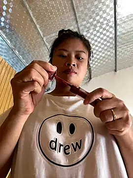 sara-xx online show from 26, 11, 2025