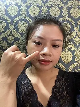 sara-xx online show from 14, 11, 2025