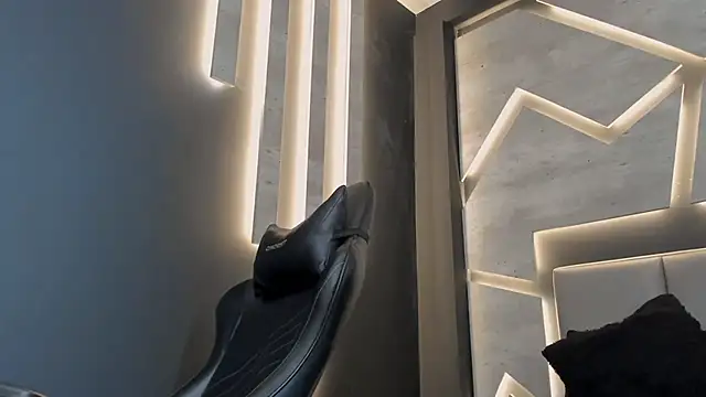 RedFuckDoll online show from 17, 11, 2025