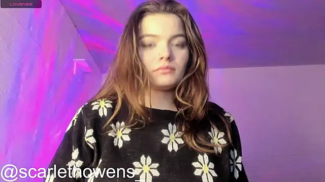 scarlethowens1 online show from 23, 11, 2025