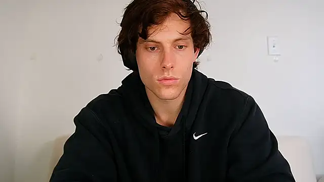 alex islivee online show from 1, 4, 2026