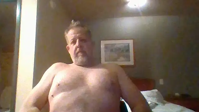 Snapshot of Mikey40wv chatting on 20, 11, 2025 Mikey40wv online show from 20, 11, 2025