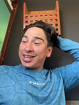 algila08 online show from 12, 4, 2026