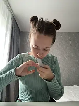 Holy Poly online show from 2, 12, 2025