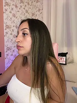 Snapshot of BelleRune chatting on 16, 2, 2026 BelleRune online show from 16, 2, 2026