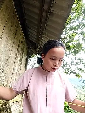 Yumi 08 online show from 19, 11, 2025