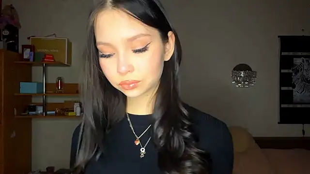 EmmaJonse online show from 1, 12, 2025