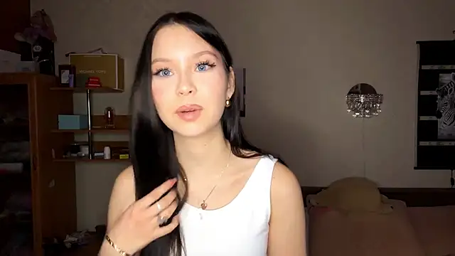 EmmaJonse online show from 26, 11, 2025