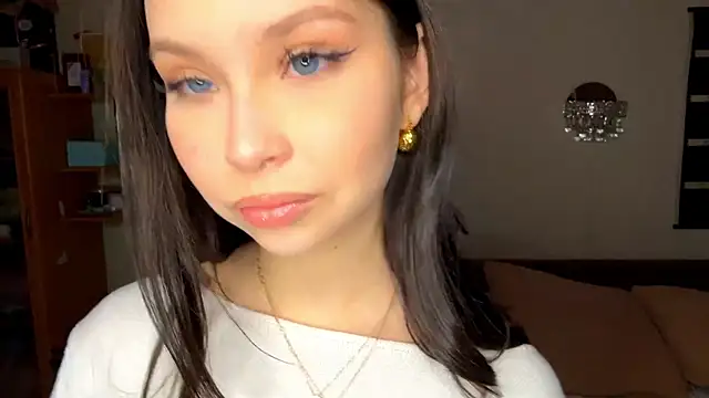 EmmaJonse online show from 24, 11, 2025