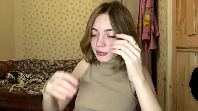 MelaineAytes online show from 24, 11, 2025