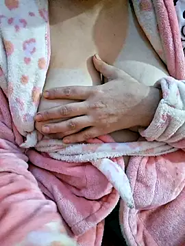 mnbvcxzqwertyuiop1235 online show from 18, 12, 2025