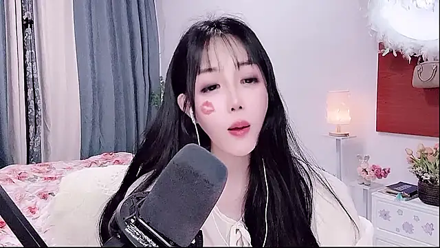 Laura 520 online show from 26, 5, 2026