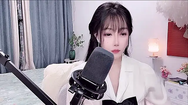 Laura 520 online show from 20, 6, 2026
