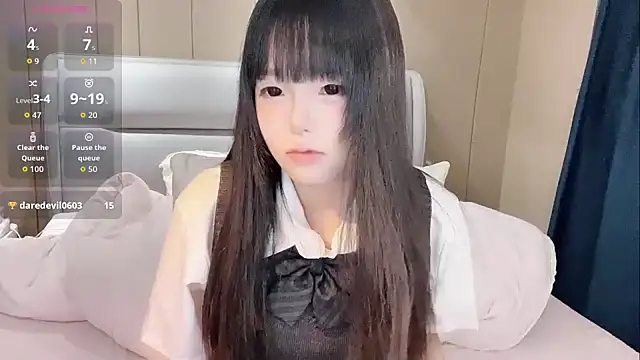 Victoria-6688- online show from 15, 11, 2025