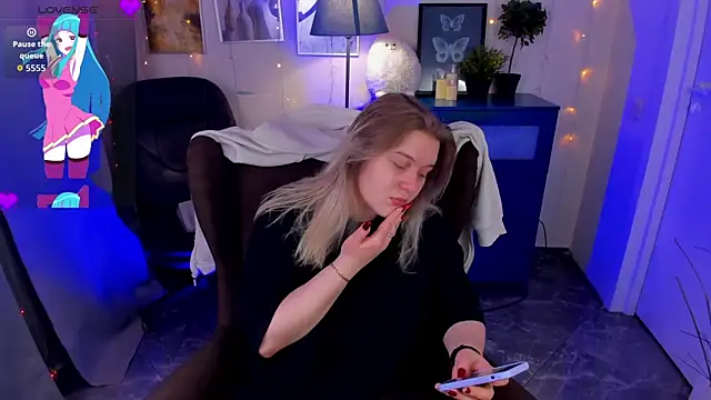LouiseMous online show from 5, 2, 2026