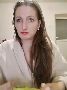 CrazyMaya39 online show from 13, 5, 2026