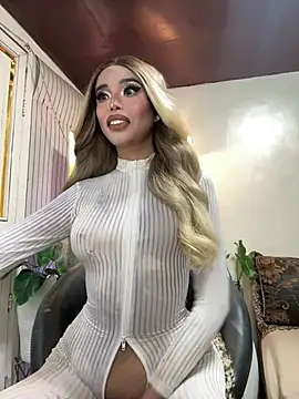 Snapshot of _SandraHornball_ chatting on 18, 2, 2026 SandraHornball online show from 18, 2, 2026