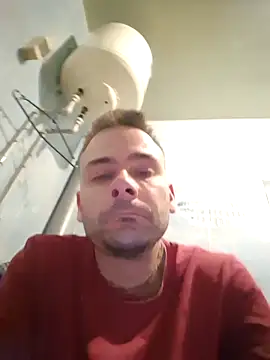 Gregorywhitelegs online show from 12, 4, 2026