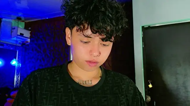 lunabustygirl online show from 14, 2, 2026