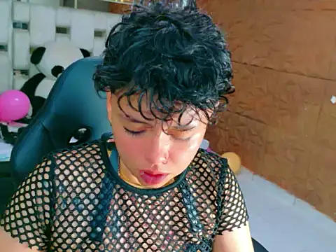 lunabustygirl online show from 16, 1, 2026