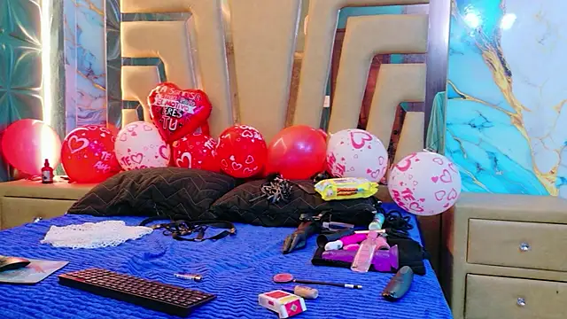 lunabustygirl online show from 13, 2, 2026