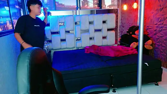 lunabustygirl online show from 8, 2, 2026