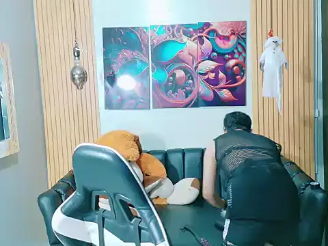 Snapshot of lunabustygirl chatting on 15, 11, 2025 lunabustygirl online show from 15, 11, 2025