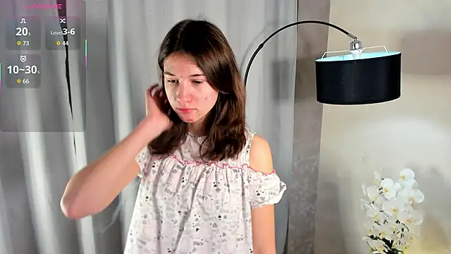 MarilynMun online show from 15, 12, 2025