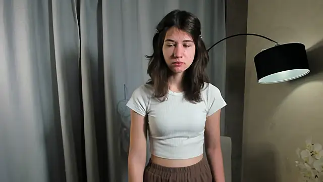 MarilynMun online show from 26, 11, 2025