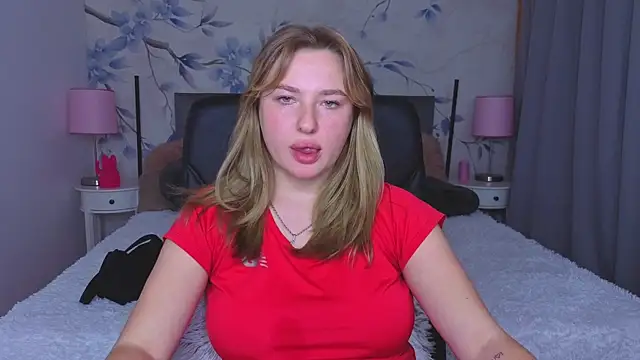 Snapshot of Sweetie_kitty1 chatting on 23, 11, 2025 Sweetie kitty1 online show from 23, 11, 2025